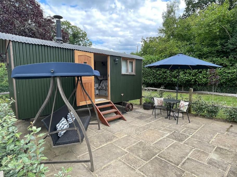 Forest View Shepherd Hut Ewhurst Exterior foto